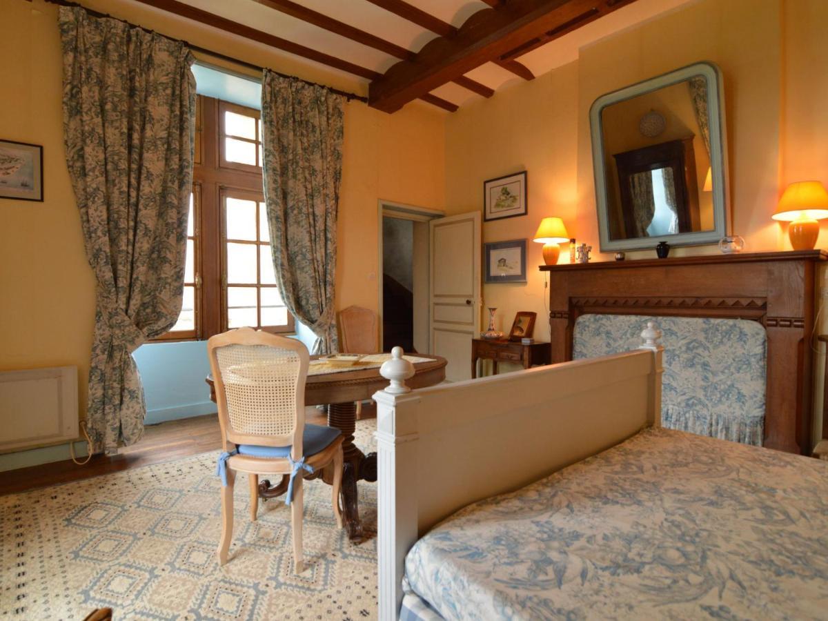 Magnificent Holiday Home With Pool Saint-Paul-du-Bois Dış mekan fotoğraf
